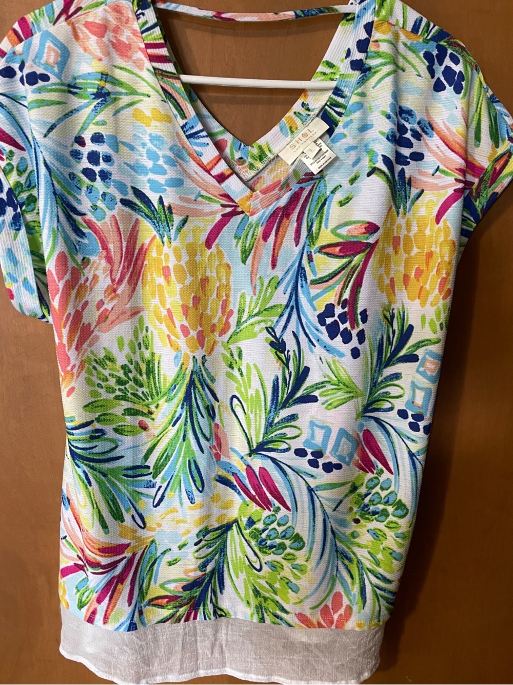 Women's V-Neck Floral Print Blouse in Multi-Color